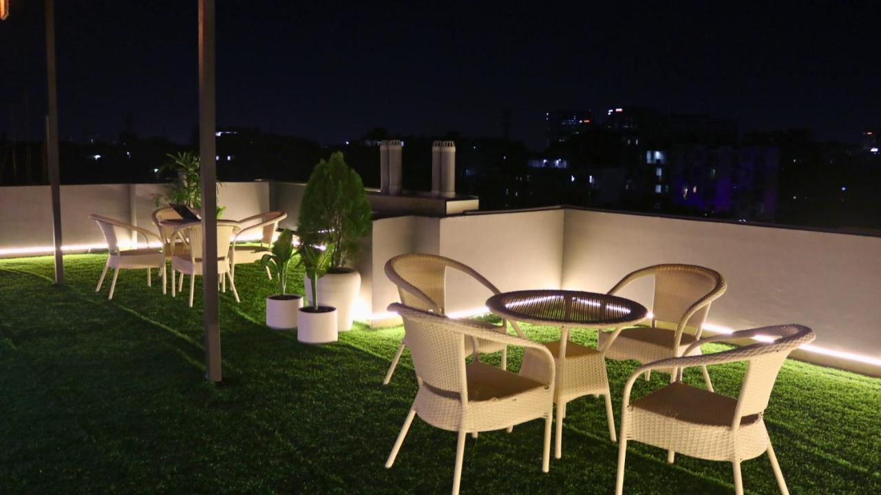 Fuji Ryokan Corporate Stays Ґурґаон Екстер'єр фото